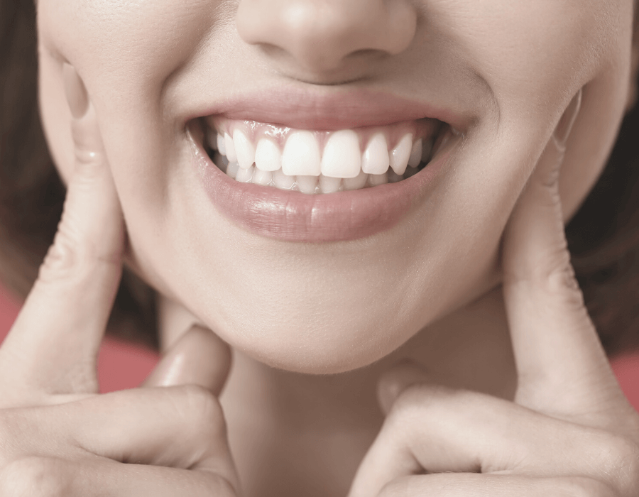 Enfermedades de las encías: Gingivitis y Periodontitis.